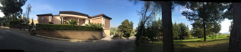Hotel D.G. Garden Беневенто Экстерьер фото